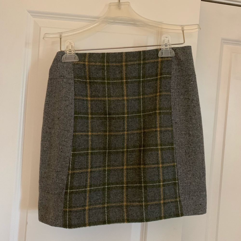 Banana Republic wool plaid mini skirt